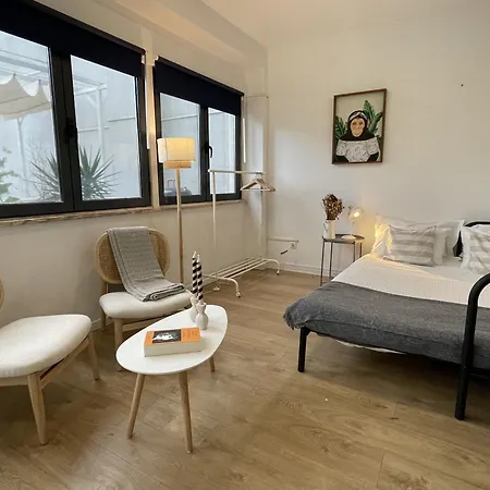 Sip & Savor On The Terrace - By Misha's Place 1c Lisbon